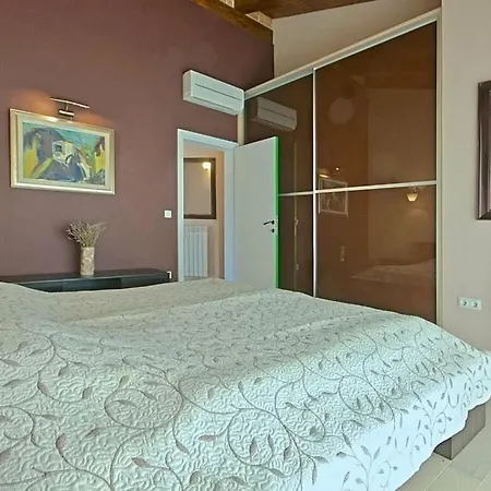 Bella Arte Comfortable Holiday Kaštelir